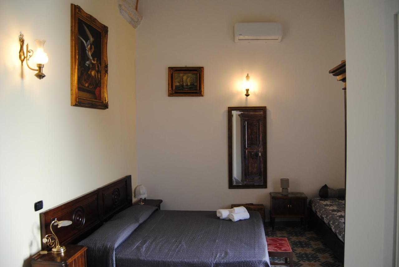 B & B Palazzo Maestro & Corte Maestro Rooms Gallipoli Exterior photo