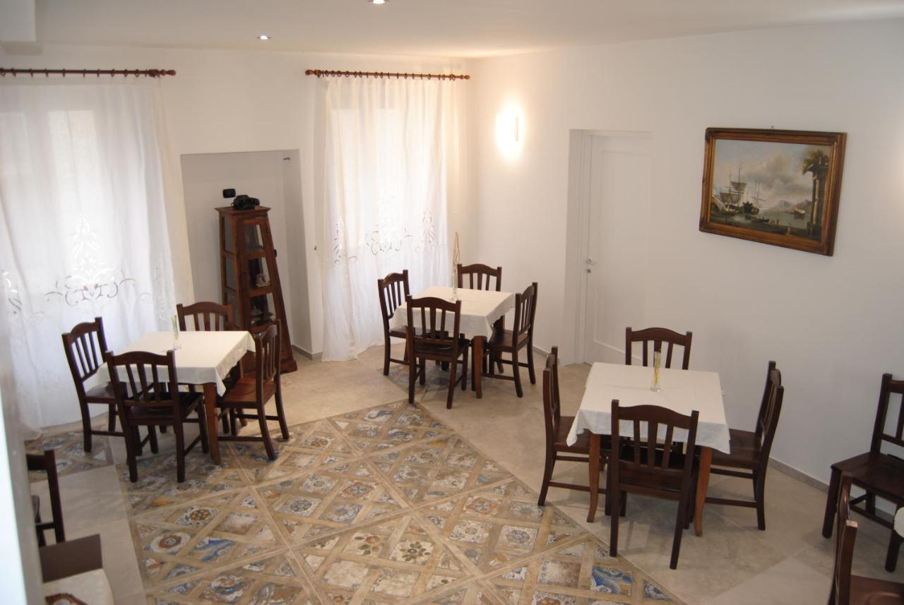 B & B Palazzo Maestro & Corte Maestro Rooms Gallipoli Exterior photo